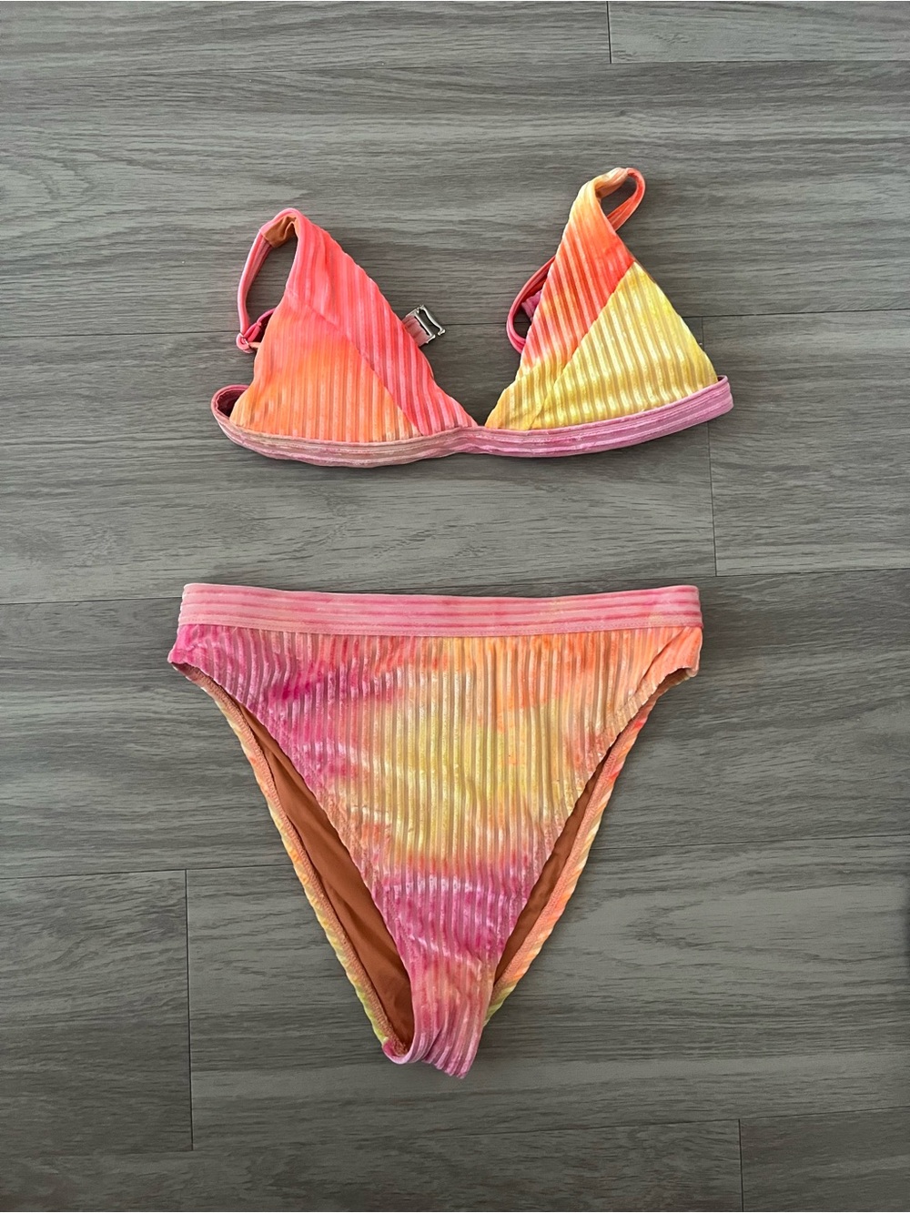 Dippin’ Daisy’s Ribbed Tie-Dye Bikini Set
